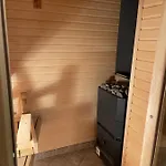 아파트 Cozy With A Large Terrace And Sauna!