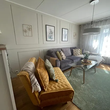 アパート Cozy With A Large Terrace And Sauna! *