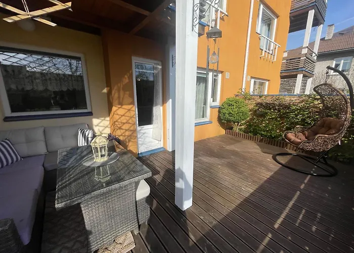 Cozy With A Large Terrace And Sauna! Apartament